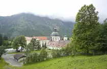 Blick auf das Kloster Ettal. Die Abtei liegt rund zehn Kilometer n�rdlich von Garmisch-Partenkirchen und s�d�stlich von Oberammergau. Aufnahme: August 2008.