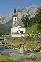 Die Kirche in Ramsau bei Berchtesgaden. Aufnahme: Juli 2008.
