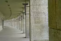 S�ulengang am Berliner Olympiastadion. Aufnahme: April 2007.