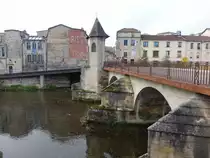 Bar-le-Duc, Pont Notre Dame mit Kapelle (26.10.2015)