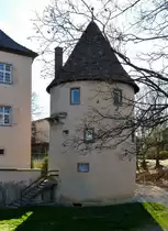 Kirchhofen, der S�dwestturm des ehemaligen Wasserschlo�es, Nov.2015