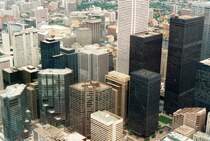 Toronto vom CN Tower aus gesehen. Aufnahme: Julie 1987 (digitalisiertes Negativfoto).