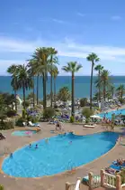 Swimmingpool von Hotel Best Triton in Benalm�dena. Aufnahme: Juli 2014.