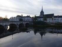 Romorantin-Lanthenay, Grand Pont und Notre Dame Kirche (30.10.2015)