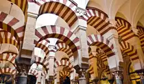 Innenansicht der Mezquita von C�rdoba. Ihre architektonische Weltgeltung besitzt sie als ehemalige Hauptmoschee  aus der Epoche des maurischen Spaniens.Aufnahme: Juli 2014.