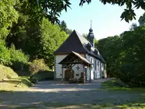 D�rrenbach, die au�erhalb des Ortes liegende Wallfahrtskapelle auf dem Kolmerberg, Sept.2015