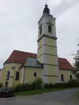 Kirchdorf im Wald, Pfarrkirche Mari� Unbefleckte Empf�ngnis, das Langhaus der urspr�nglich sp�tgotischen Kirche wurde 1708 barock umgestaltet, Rokokoaustattung 1756 (24.05.2015)