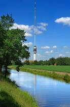 Der Fernsehturm in Hoogersmilde in den Niederlanden. Aufnahme: Mai 2011.