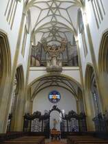 Augsburg, Orgelempore der St. Ulrich und Afra Kirche mit Ulrichsorgel von 1982, erbaut von Orgelbauer Sandtner (20.12.2015)
