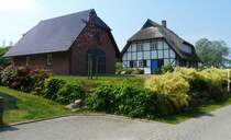 Fachwerk-Neubau in Gager oberhalb des Hagenschen Wieks (Mnchgut - Rgen, Mai 2011)