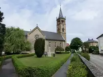 Neuthard, St. Sebastian Kirche, erbaut von 1789 bis 1790 durch F�rstbischof Graf von Limburg-Stirum (30.05.2015)