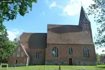 Evangelische Backsteinkriche St. Johannes in Zirkow (R�gen, Mai 2011)