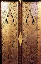 Goldener T�r in Wat Phra Kaeo in Bangkok. Aufnahme: Juni 2014.