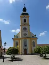Stopfenheim, sp�tbarocke St. Augustinus Kirche, erbaut von 1773 bis 1775 durch Matthias Binder (04.06.2015)