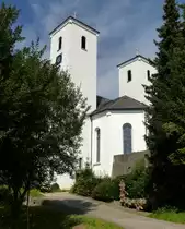 Herrischried, die Doppelt�rme und der Chor der Kirche St.Zeno, Sept.2015