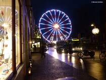 Das Riesenrad auf dem Weihnachtsmarkt gegenber dem Heiligen-Geist-Hospital (Lbeck, Dezember 2011)