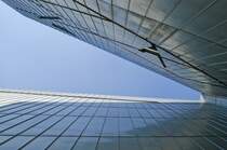 Ein Teil des Jdischen Museums in Berlin von unten nach oben gesehen. Aufnahme: April 2007.