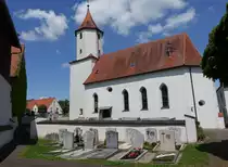 Mauren, Ev. St. Walburga Kirche, gotischer Turmunterbau 14. Jahrhundert, Langhaus 17. Jahrhundert (07.06.2015)