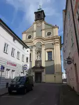 Eichst�tt, Dominikanerklosterkirche St. Peter, erbaut von 1714 bis 1723 durch Johannes Benesikt Ettl, seit 1979 Aula des Gabrieli Gymnasium (23.08.2015)