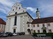 Eichsttt, Schutzengelkirche am Leonrodplatz, erbaut von 1617 bis 1620 durch Hans 
Alberthal, frhere Jesuitenkirche, Innenaustattung von 1717 bis 1739 (23.08.2015)