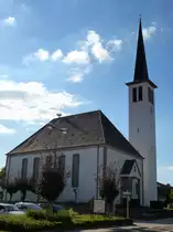 Hatten, die evangelische Kirche, Sept.2015