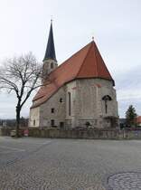 Burgkirchen a. d. Alz, Pfarrkirche St. Johannes, sptgotische Saalkirche, erbaut von 1477 bis 1484 (14.02.2016)