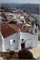 M�rtola. Die Igreja unterhalb des Castelo. Scan eines Dias vom Ende der 1990er Jahre.