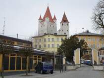 Schloss Haag, erbaut im 12. Jahrhundert durch die Edelfreien von Hage, 42 Meter hoher Wohnturm (29.02.2016)