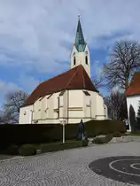 L�ngloh, St. Maria Kirche, Chor und Turm Ende 15. Jahrhundert, Langhaus erbaut 1762 (06.03.2016)