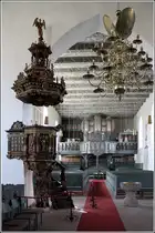 Die St.-Matth�us-Kirche in Rodenkirchen (Gemeinde Stadland) geht auf das 12. Jahrhundert zur�ck. Die Kanzel u.a. wurde w�hrend des 30-j�hrigen Krieges vom ber�hmten Holzschnitzer Ludwig M�nstermann geschaffen. 11.04.2016