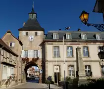 Rosheim, der Uhrturm, auf elss��isch  Zittgloeckletor  genannt, Sept.2015