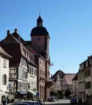 Wei�enburg (Wissembourg), Blick von der Lauter zum Rathaus, Sept.2015