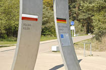 Die deutsch-polnische Grenze am Stadtteil Osiedle Posejdon westlich von Świnoujście (Swinemnde). Aufnahme: 6. Mai 2016.