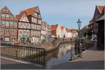 Stade. Der Hansehafen vom Fischmarkt aus. Links sind die Geb�ude am Wasser West zu sehen. 12.05.2016