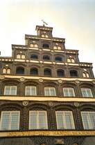 Giebelwand IHK L�neburg, Fr�hjahr 2005