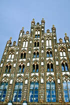 Cafehaus  Miramar  auf dem Greifswalder Markt. Bild vom Dia. Aufnahme: August 2001.