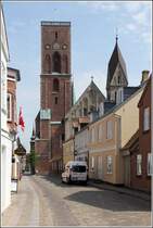 Ribe. Blick durch die Grydergade zu den Trmen des Doms. 31.05.2016