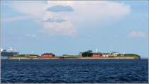 Kopenhagen. Die Zufahrt zum Hafen wird durch die knstliche Insel Trekroner mit dem darauf befindlichen Fort bewacht. Mit dem Bau wurde 1797 begonnen. 02.06.2016