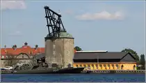 Kopenhagen. Der 36 m hohe Mastekran auf Holmen wurde in den Jahren 1748-51 errictet. Er ist Teil des ehemaligen Marinest�tzpunktes. 02.06.2016