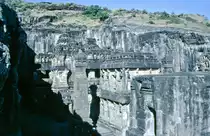 Ajanta Tempel in Maharashtra. Bild vom Dia. Aufnahme: November 1988.