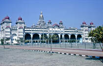 Maharaja-Palast in Mysore. Bild vom Dia. Aufnahme: Dezember 1988.
