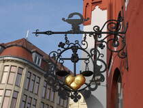 Zunftschild der Ratsapotheke Wismar; 01.11.2015
