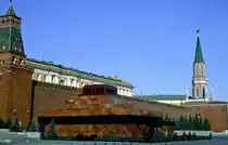 Lenin Mausoleum auf dem Roten Platz in Moskau. Bild vom Dia. Aufnahme: Juni 1989.