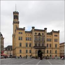 Zittau. Das Rathaus wurde 1840–1845 im Neorenaissancestil errichtet. 21.06.2016