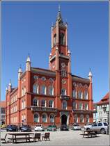Kamenz. Das Rathaus am Markt wurde 1847/48 im Stil eines venezianischen Palazzo errichtet. Der Vorgngerbau war 1842 einem Feuer zum Opfer gefallen. 24.06.2016