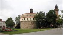 Grlitz. Der Kaisertrutz am Demianiplatz und rechts dahinter der Reichenbacher Turm. 20.06.2016