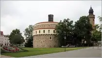 G�rlitz. Der Kaisertrutz am Demianiplatz und rechts dahinter der Reichenbacher Turm. 20.06.2016