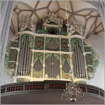 Grlitz. Es ist ein Vergngen, der sehenswerten Sonnenorgel beim Spiel in der Peterskirche zuzuhren. 20.06.2016