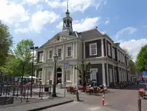 Schiedam, alte B�rse am Lange Haven 145, erbaut von 1786 bis 1792 durch Jan Giudici (11.05.2016)