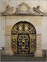 Bautzen. Wundersch�nes Portal eines Geb�udes am Fleichmarkt. 22.06.2016